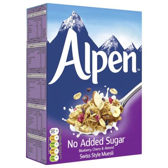 Weetabix Alpen oat and wheat muesli with blueberries, cherries and almonds 560 g