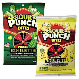 Sour Punch kyselé žvýkací pendreky s příchutí kyselé okurky + žvýkací pendreky s příchutí banánu