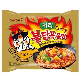 Samyang instant spicy chicken ramen noodles with curry flavor 140 g