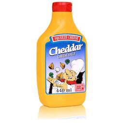 Squeeze Cheese Cheddar cheese sauce 440 ml