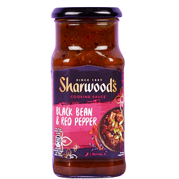Sharwood's omáčka z černých fazolí a červených papriček 425 g