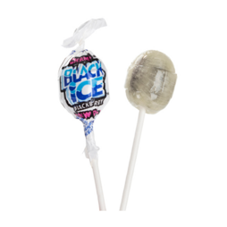 Charms lollipop with blackberry flavored gum 18.4 g