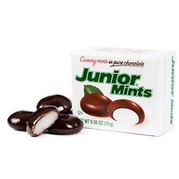 Junior Mints mátové bonbony v hořké čokoládě 10 g