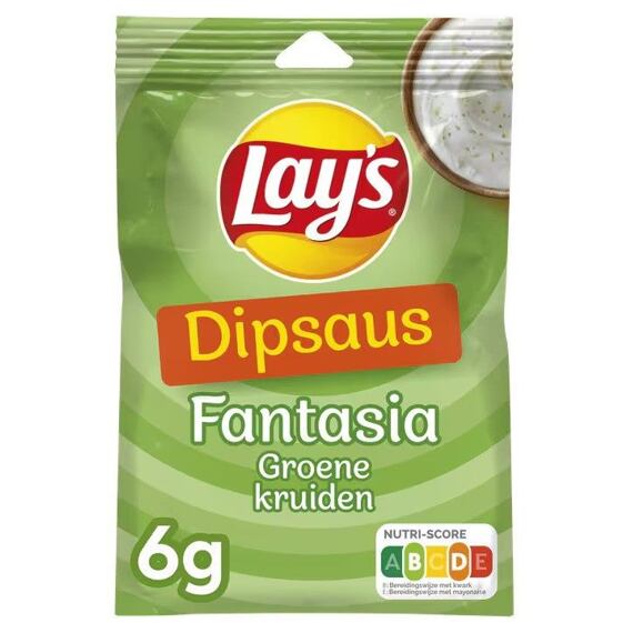 Balení dipové omáčky Lay's Fantasia s příchutí zelených bylinek o hmotnosti 6 gramů, určené k namáčení chipsů nebo ke grilovaným pokrmům.