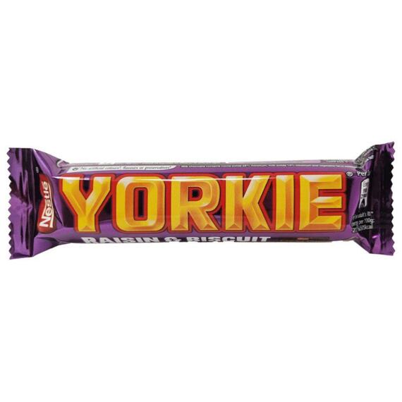 Nestlé Yorkie čokoládová tyčinka s příchutí rozinek a sušenek 44 g
